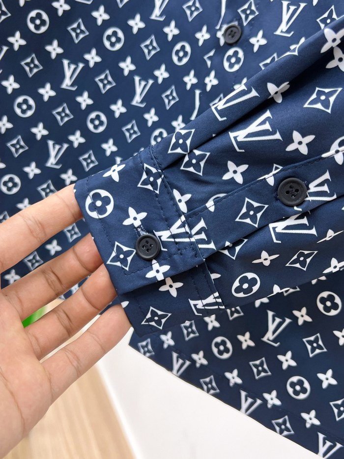 L*ouis V*uitton Top Quality