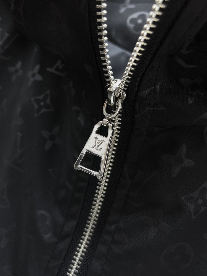 L*ouis V*uitton Top Quality