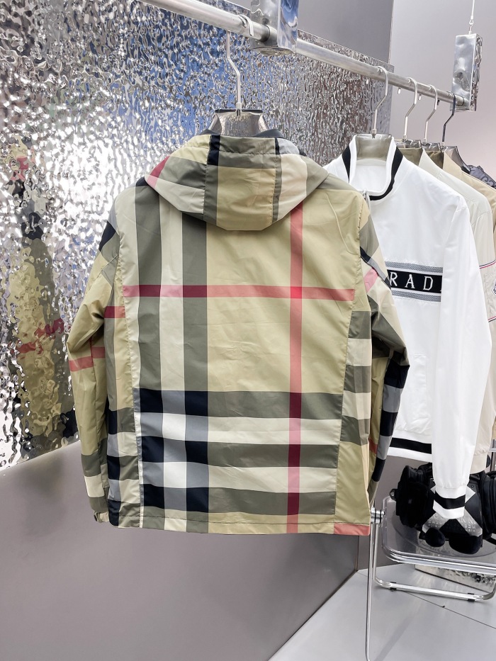 B*urberry Top Quality