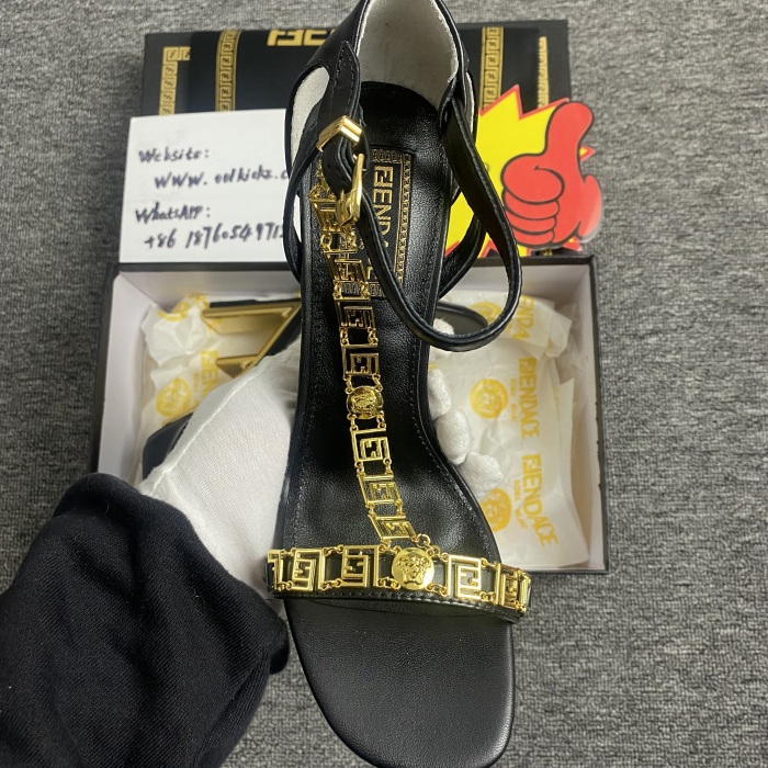 Women F*endi Top Quality Sandals