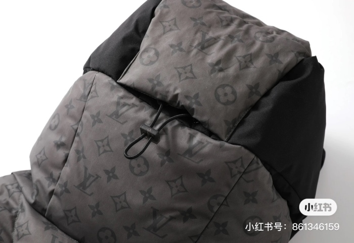 L*ouis V*uitton Top Quality
