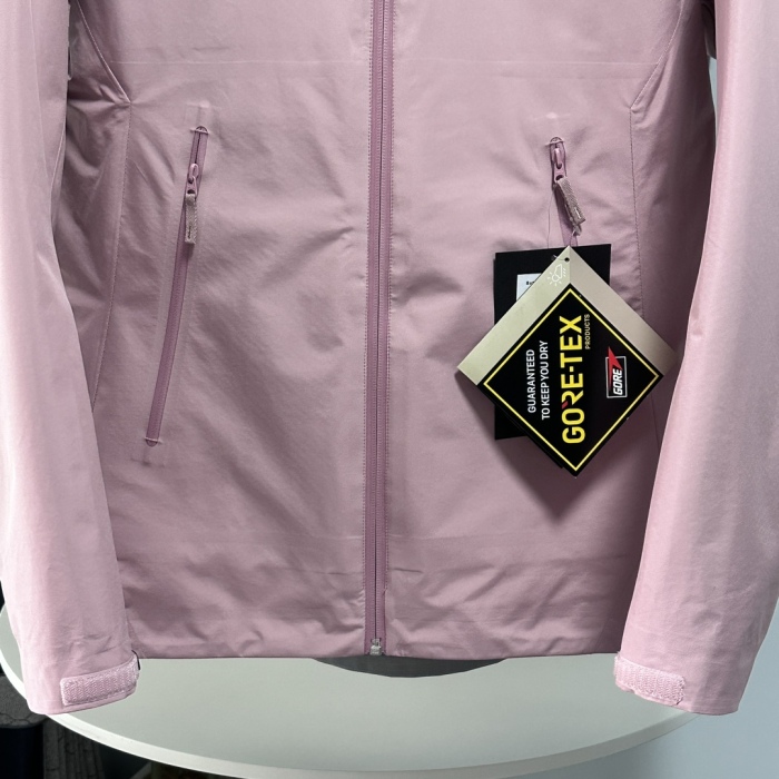 A*rcteryx A*lpha  Top Quality