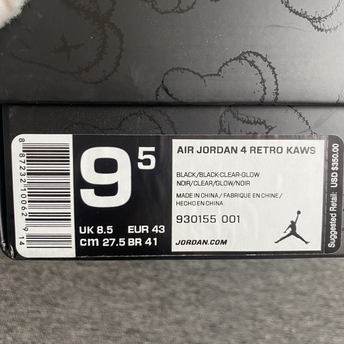 A*IR J*ORDAN 4 RETRO KAWS 930155 001