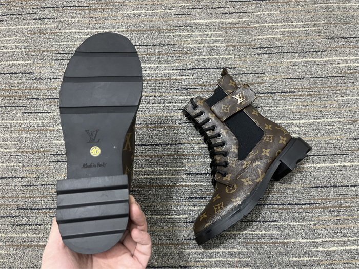 Women L*ouis V*uitton Top Quality Boot