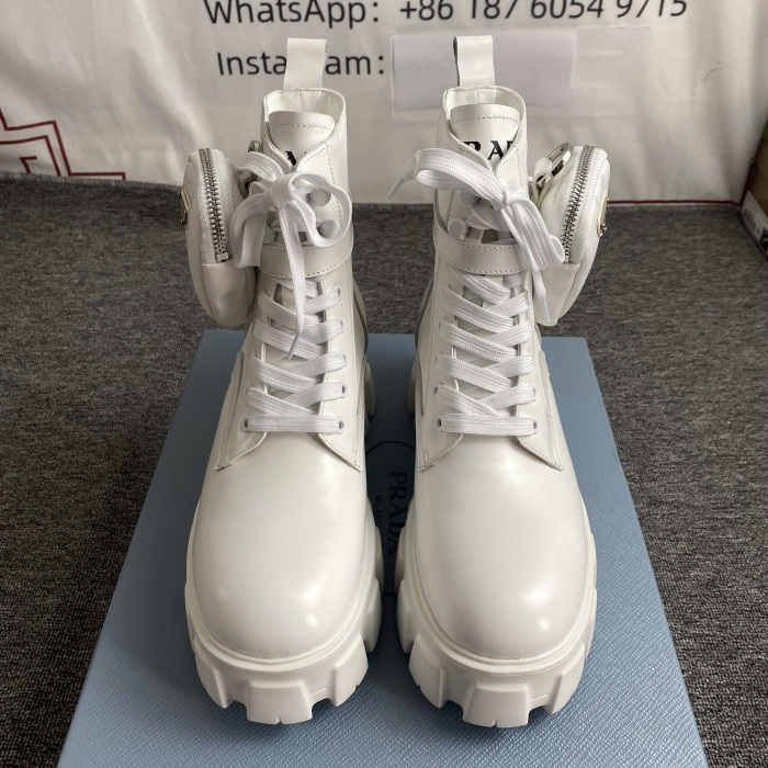 Women P*rada Boot