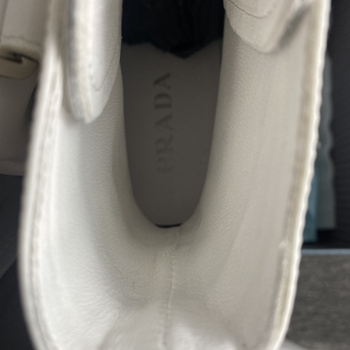 Women P*rada Boot