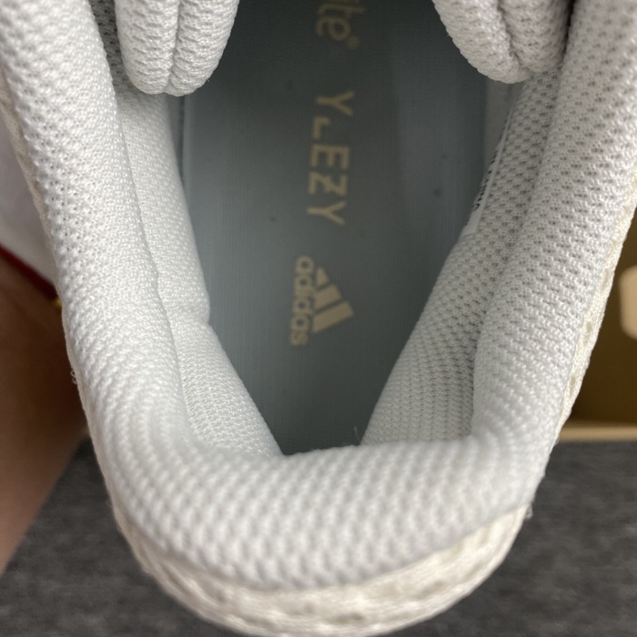 Yeezy 700 Boost “Analog” EG7596