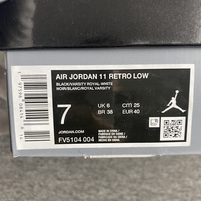 A*ir J*ordan 11   “Space Jam   FV5104-004