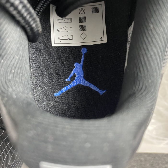 A*ir J*ordan 11   “Space Jam   FV5104-004