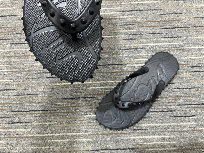 C*ristian L*uboutin Top Sandals