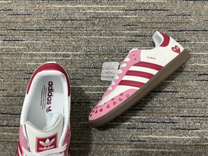Men Women   a*didas  Top sneakers