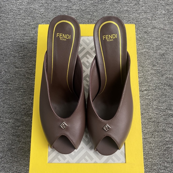 Women F*endi Top Sandals