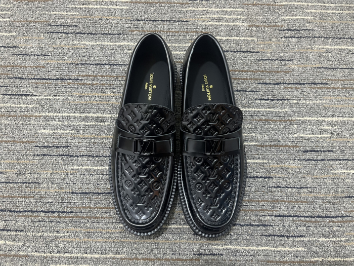 Men L*ouis V*uitton Top Quality  loafers
