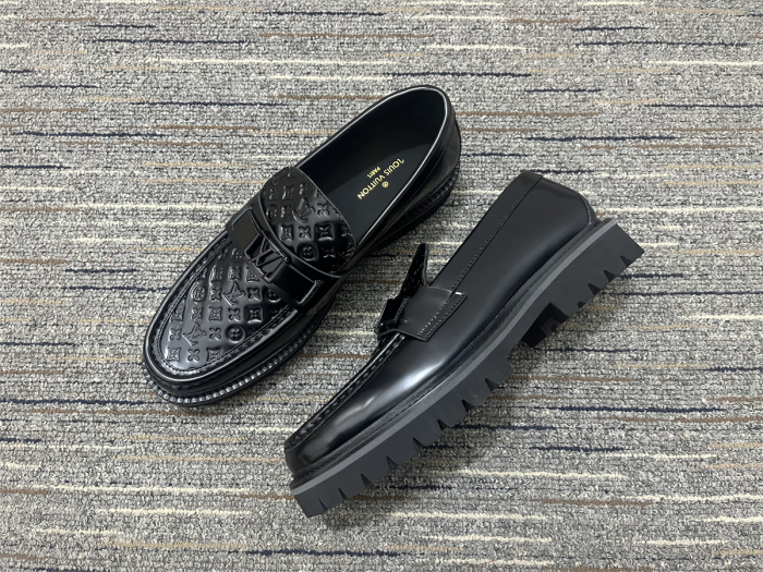 Men L*ouis V*uitton Top Quality  loafers