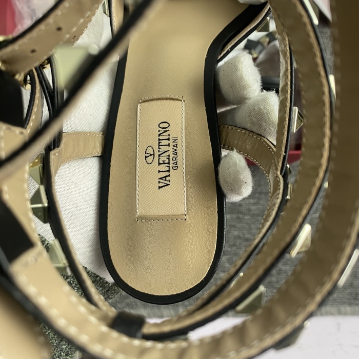 Women V*alentino Top Quality Sandals