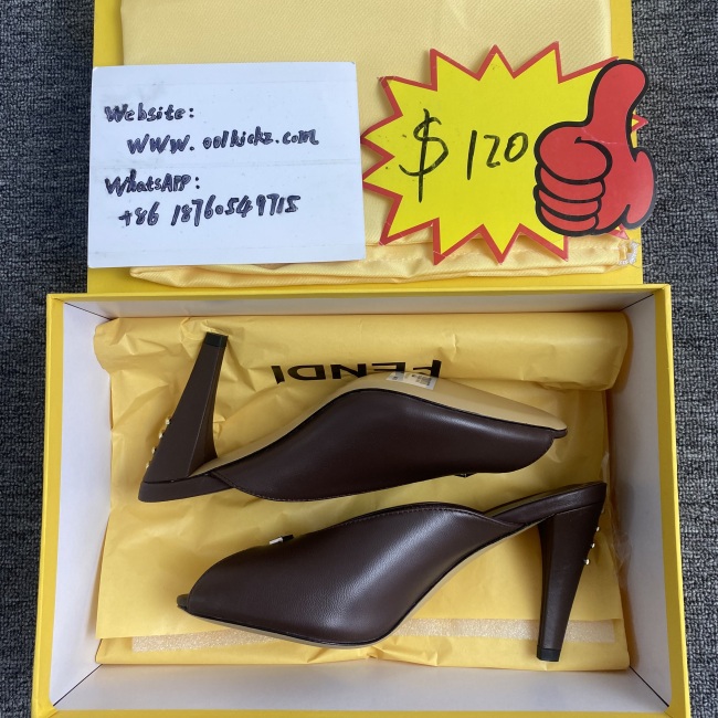 Women F*endi Top Sandals