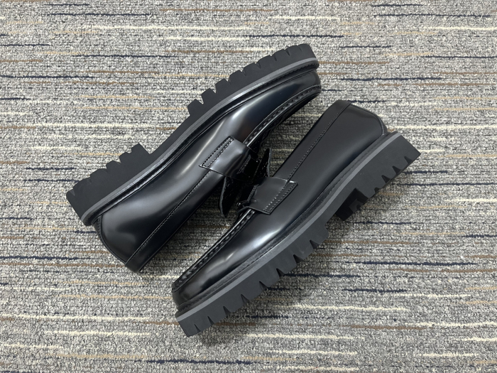 Men L*ouis V*uitton Top Quality  loafers