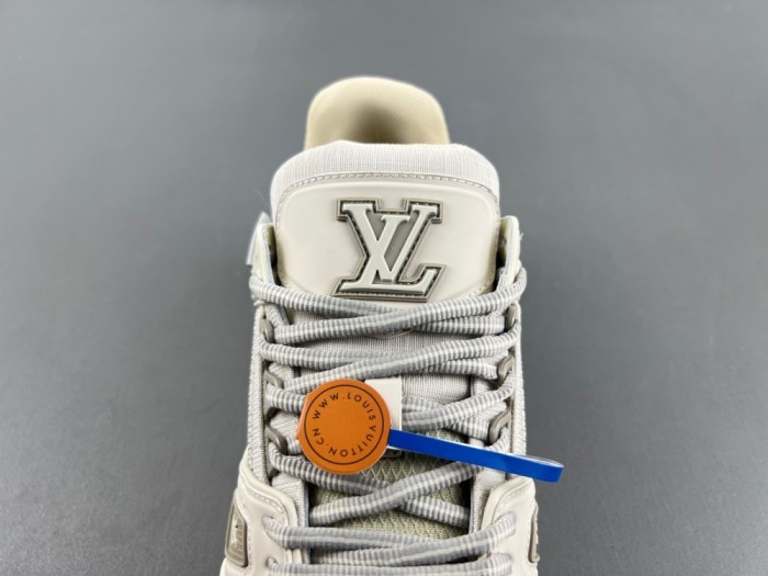 Men  L*ouis V*uitton Top Quality Sneakers    size：EU38-46