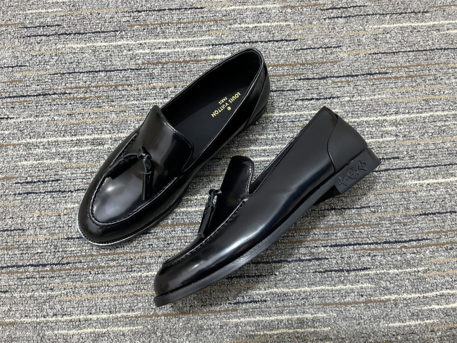 Men L*ouis V*uitton Top Quality  loafers