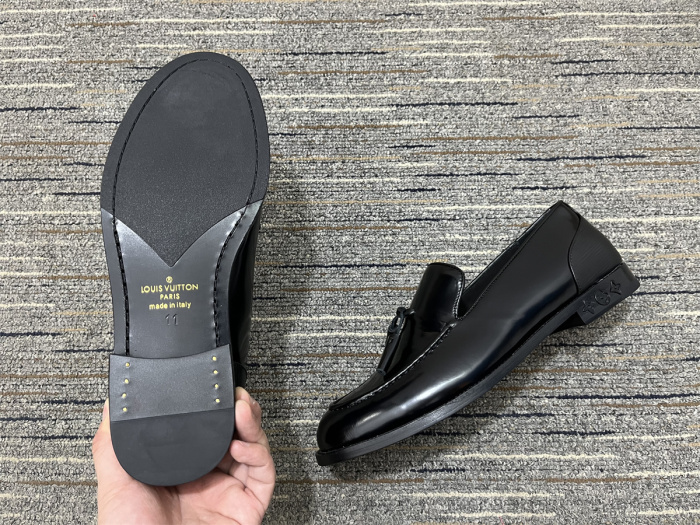 Men L*ouis V*uitton Top Quality  loafers