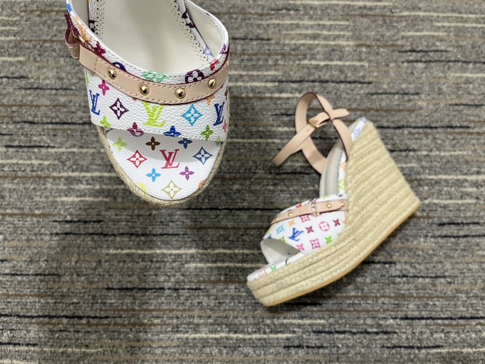 Women L*ouis V*uitton Top Quality Sandals