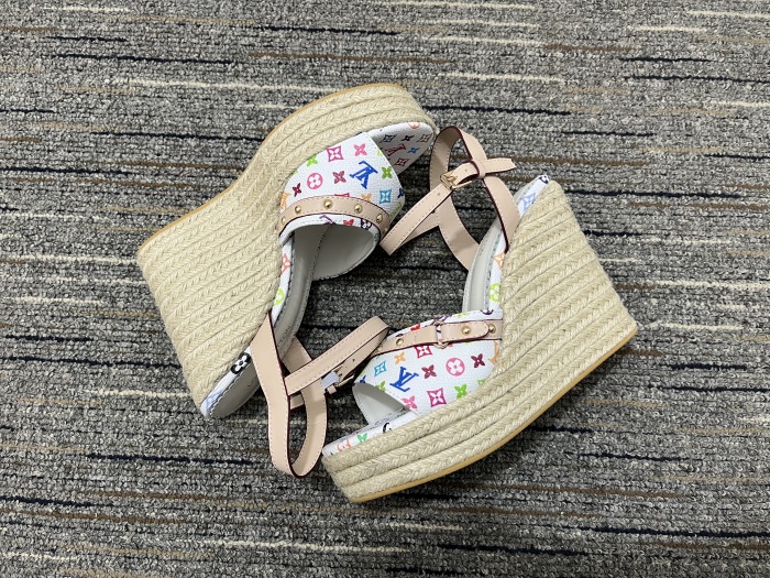 Women L*ouis V*uitton Top Quality Sandals