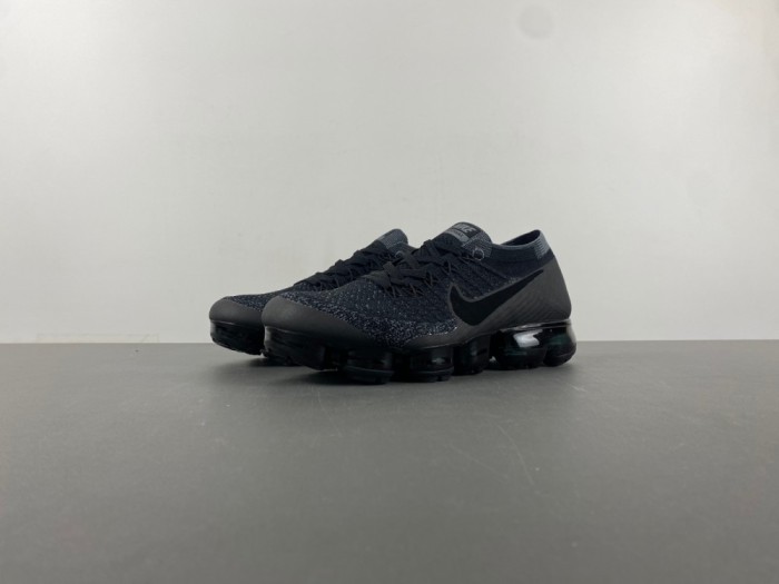 N*ike  A*ir VaporMax 'Triple Black'   849558-007