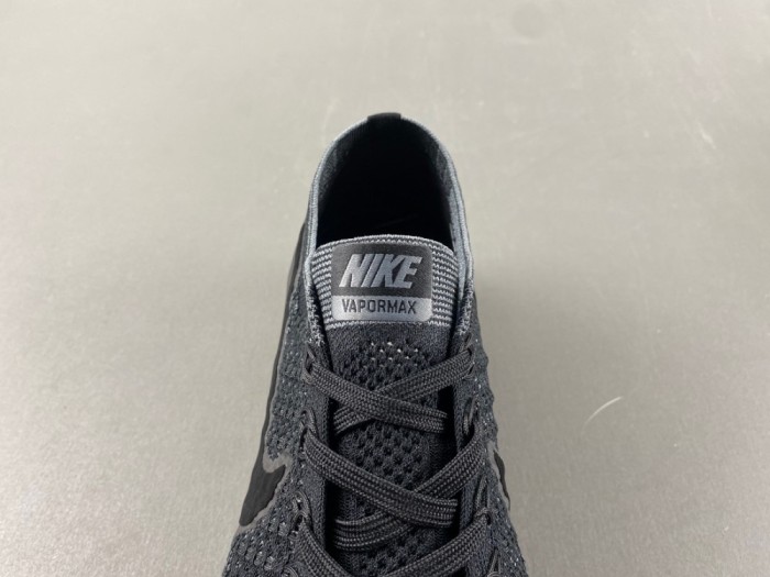 N*ike  A*ir VaporMax 'Triple Black'   849558-007