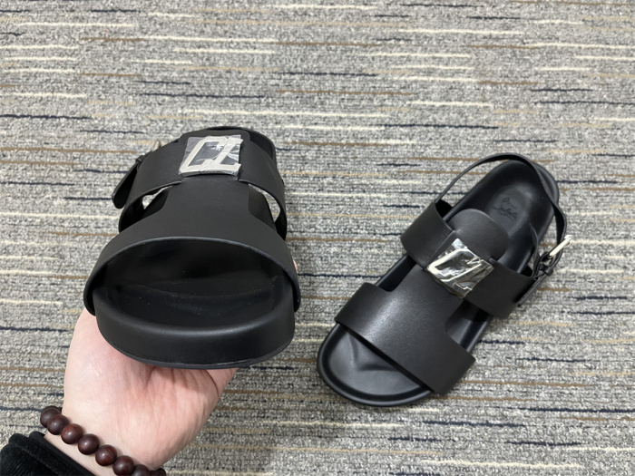 C*hristian L*oboutin Top Sandals