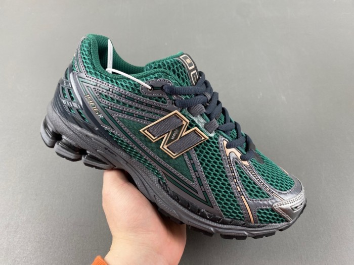 N*ew B*alance  1906   M1906RZM