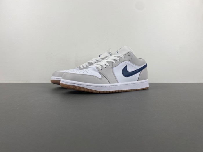 A*ir Jor*dan   1 Low  553558-146