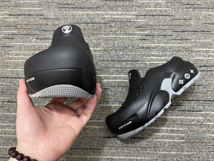 Men  L*ouis V*uitton Top Quality Sandals