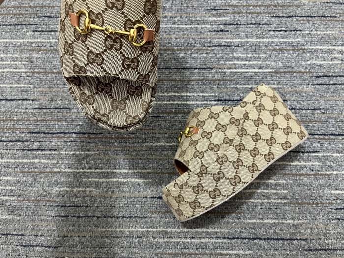 Women  G*ucci Top Sandals