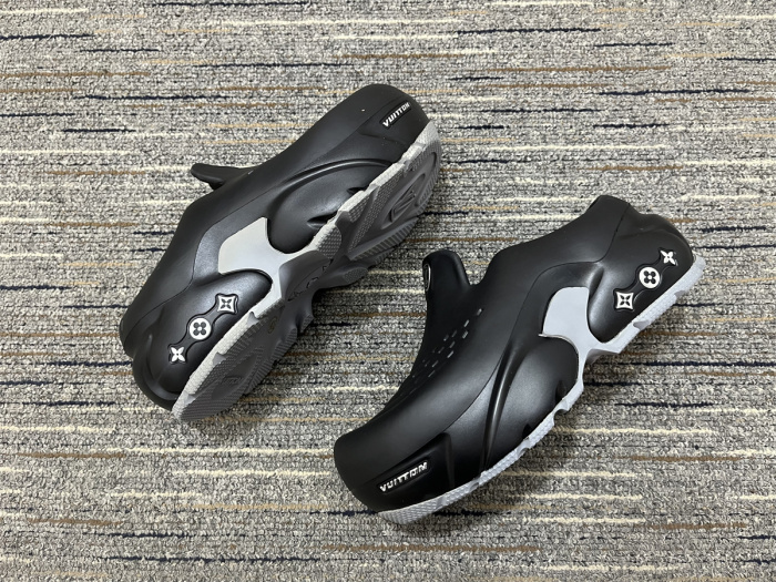 Men  L*ouis V*uitton Top Quality Sandals