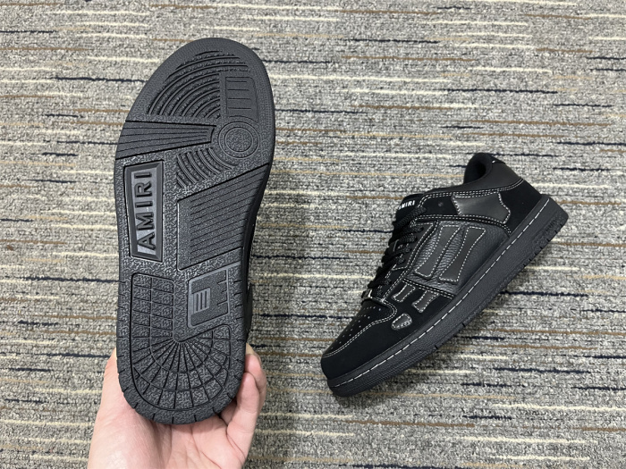 Men  A*miri Top Quality Sneakers