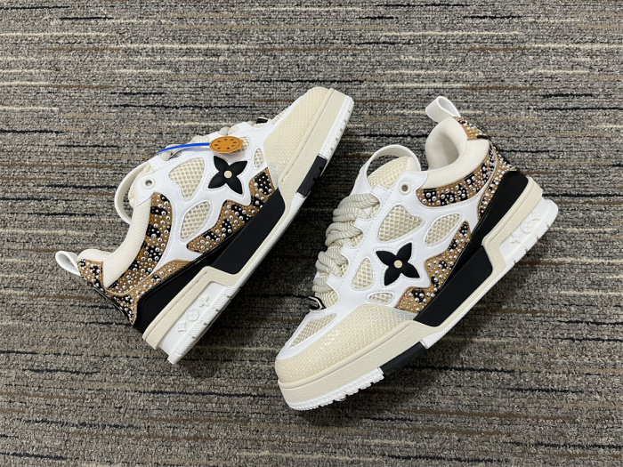 Men  L*ouis V*uitton Top Sneakers