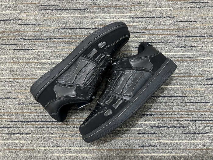 Men  A*miri Top Quality Sneakers