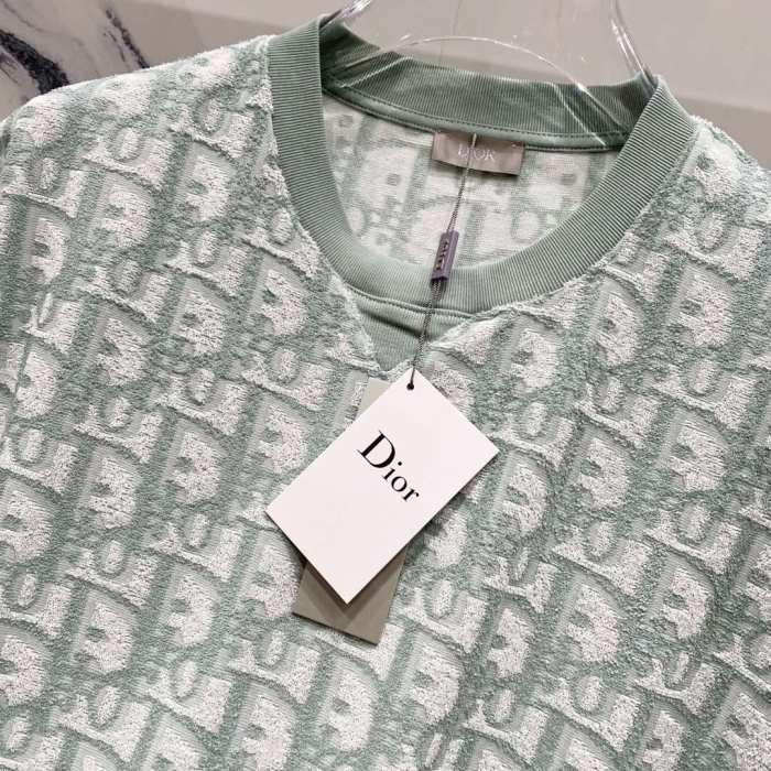 Top Quality20250408027