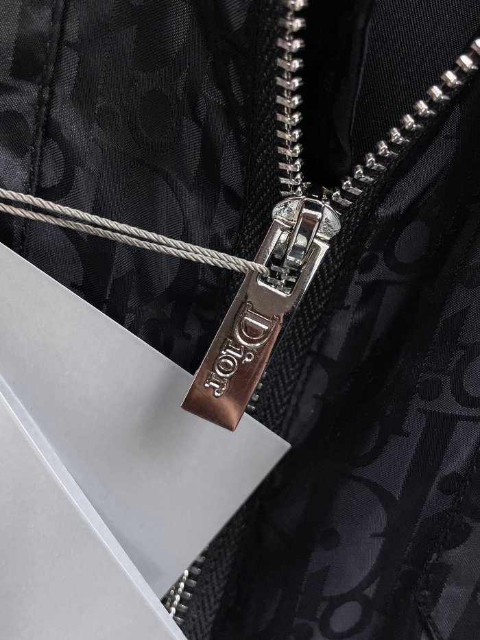 Top Quality2025040808