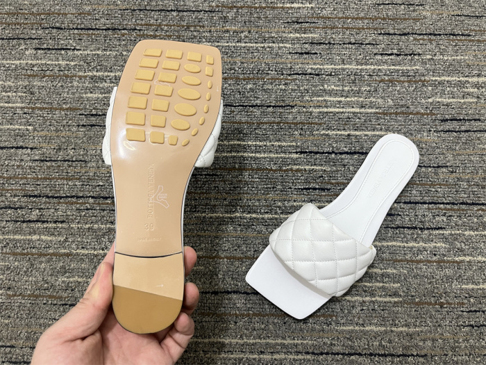 Women B*ottega Top Sandals