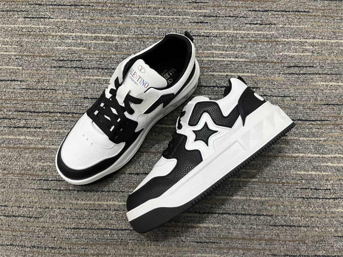 Men Women 𝑉*𝐴𝐿𝐸𝑁𝑇𝐼𝑁𝑂 Top Sneakers