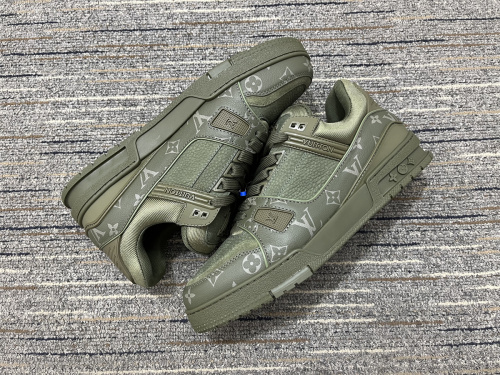 Men L*ouis V*uitton Top Sneakers