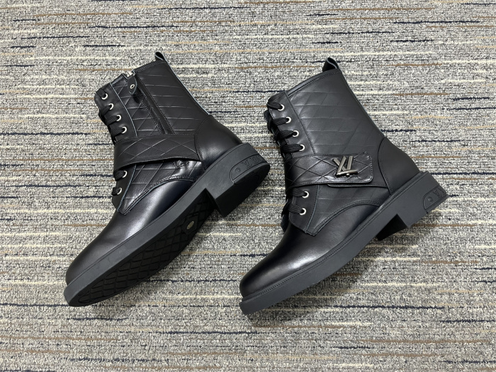 Women L*ouis V*uitton Top Quality Boot