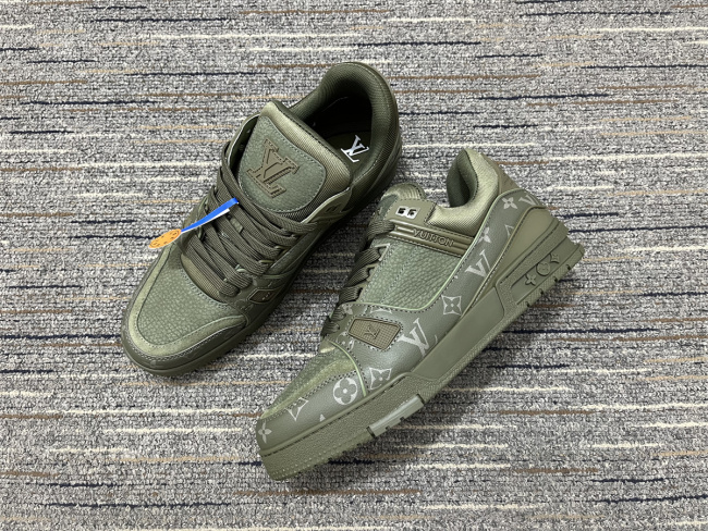 Men L*ouis V*uitton Top Sneakers