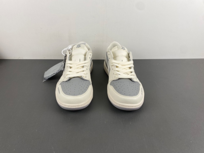 B*URBRRY x T*ravis S*cott x S*upreme x  A*ir Jo*rdan 1 Low BB6588-315