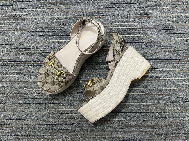 Women  G*ucci Top Sandals