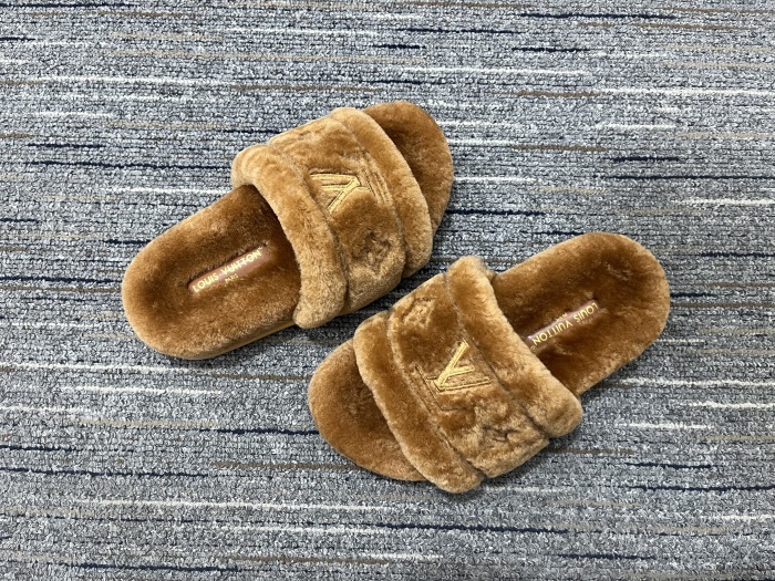 Women L*ouis V*uitton Top Quality Sandals