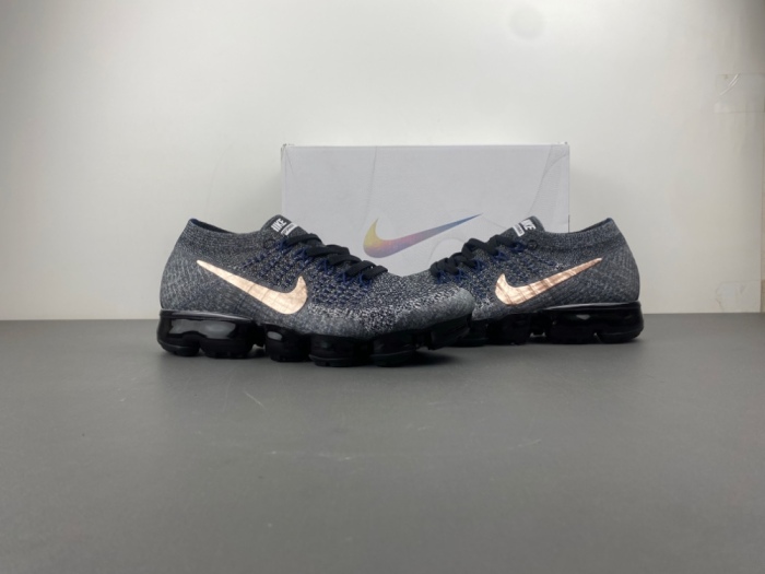 N*ike A*ir VaporMax  849558-010
