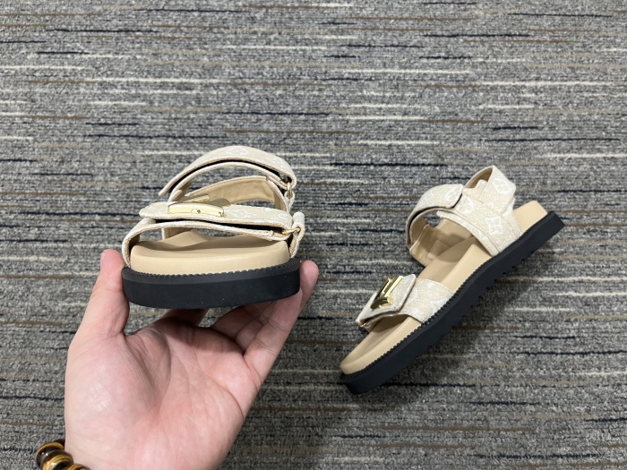 Women L*ouis V*uitton Top Sandals