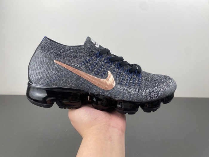 N*ike A*ir VaporMax  849558-010